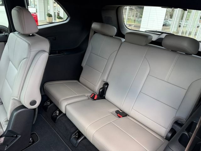 2026 GMC Acadia Elevation - Photo 18