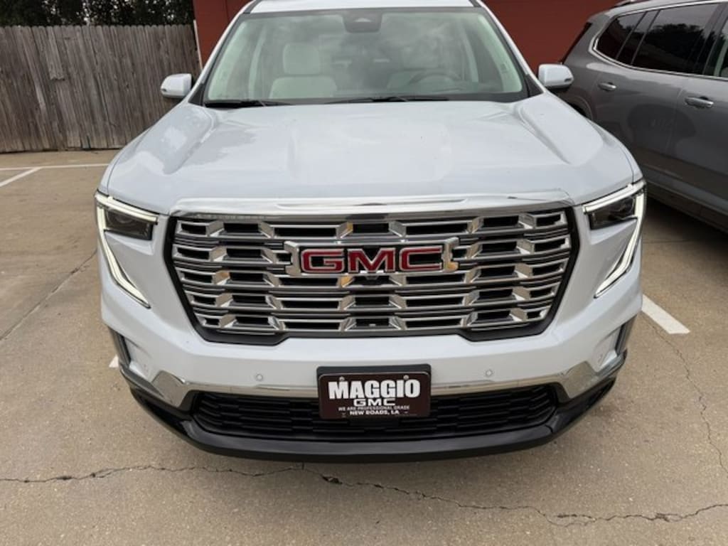 New 2026 GMC Acadia Denali SUV