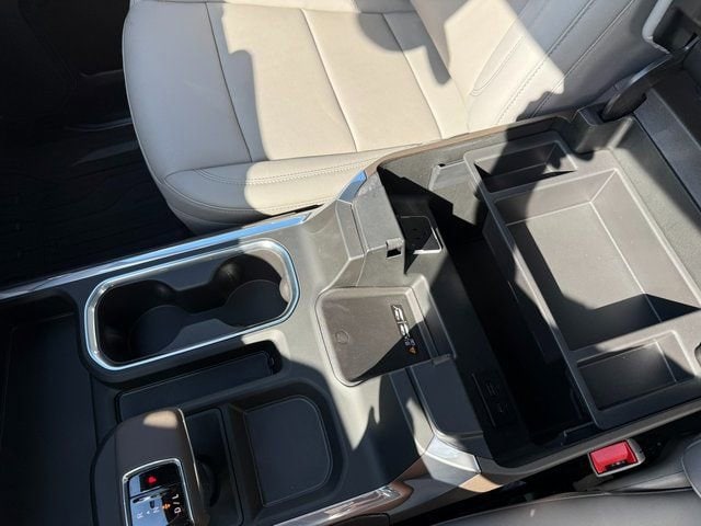 2026 GMC Sierra 1500 SLT - Photo 16
