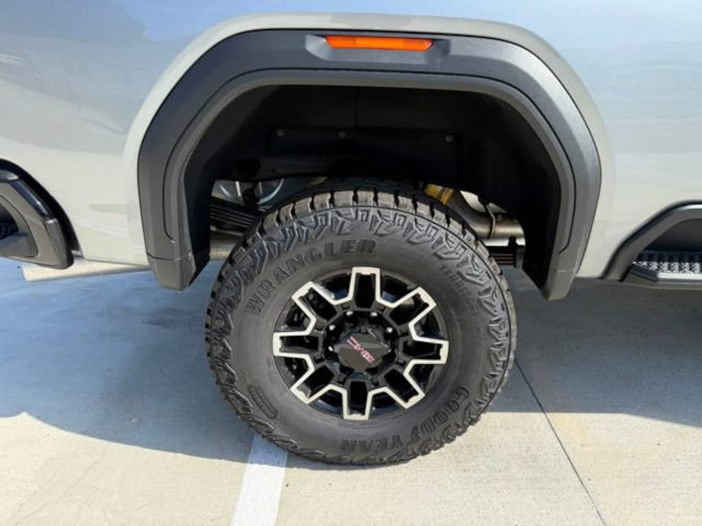 New 2026 GMC Sierra 2500 HD AT4X Truck