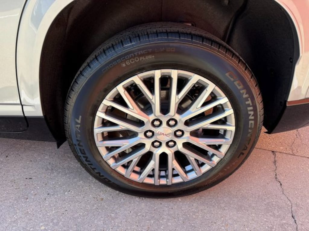 New 2026 GMC Acadia Denali SUV