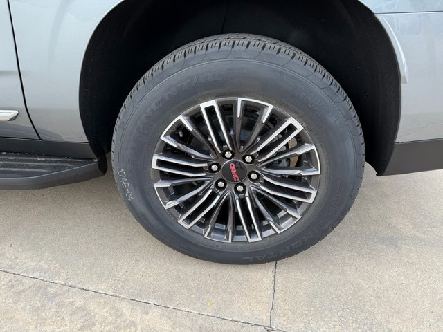 2026 Gmc Yukon XL photo 3