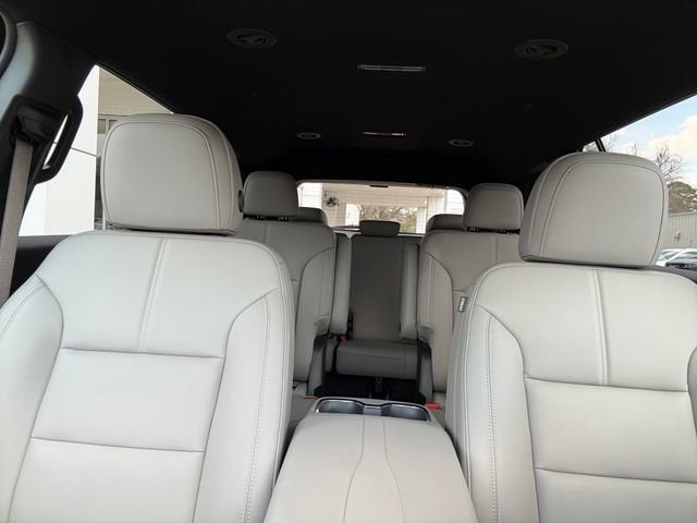 2026 GMC Acadia Elevation - Photo 16