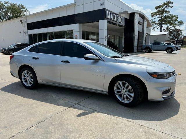 2018 Chevrolet Malibu 1LT photo 3