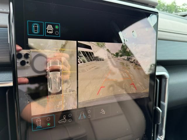 2026 GMC Acadia Elevation - Photo 13