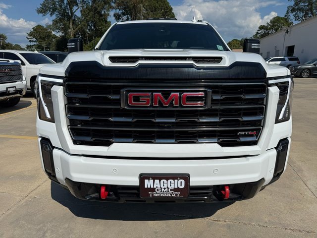 2024 Gmc Sierra HD AT4 photo 2
