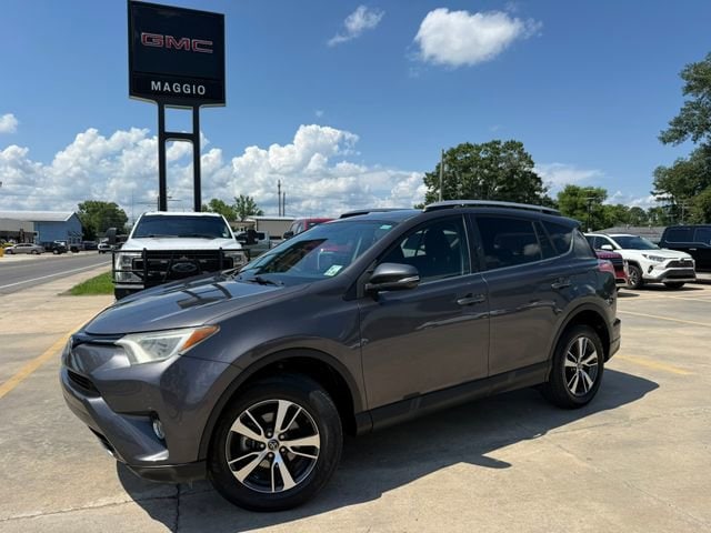2016 Toyota RAV4 XLE's photo