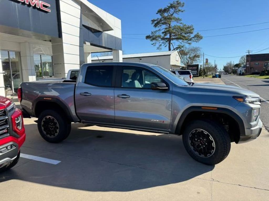 New 2026 GMC Canyon AT4 Truck