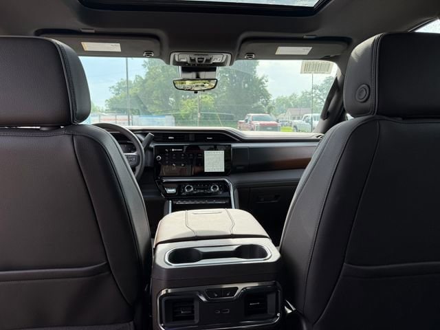 2026 GMC Sierra 3500HD Denali - Photo 23