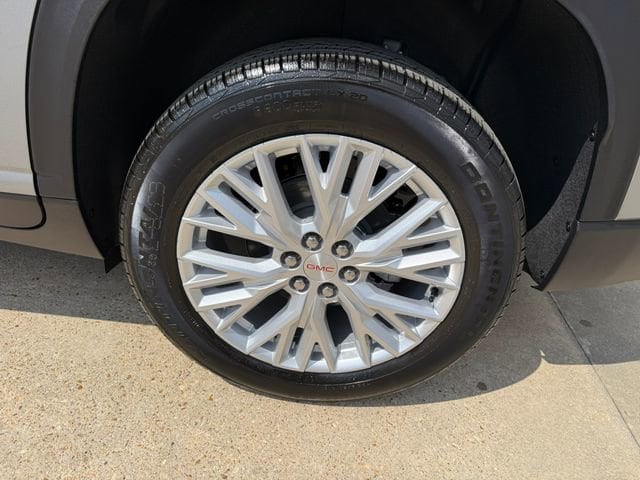 2026 GMC Acadia Elevation - Photo 3