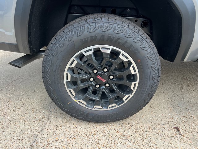 2026 Gmc Canyon AT4 photo 4