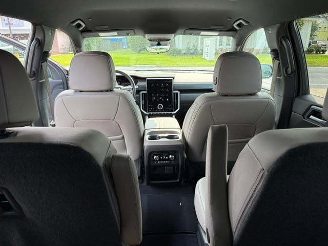 2026 GMC Acadia Elevation - Photo 20