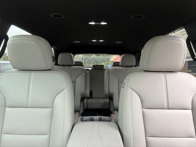2026 GMC Acadia Elevation - Photo 15