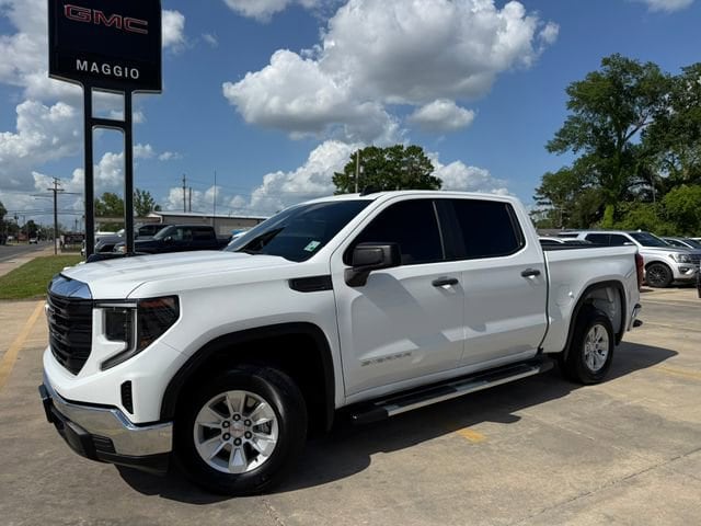 2024 GMC Sierra 2WD Crew Cab Short Box Pro's photo