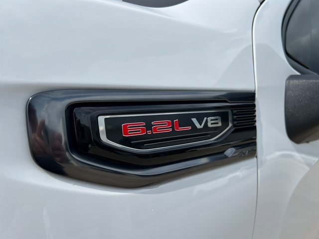 Used 2023 GMC Sierra 1500 AT4 with VIN 1GTUUEEL8PZ316628 for sale in New Roads, LA