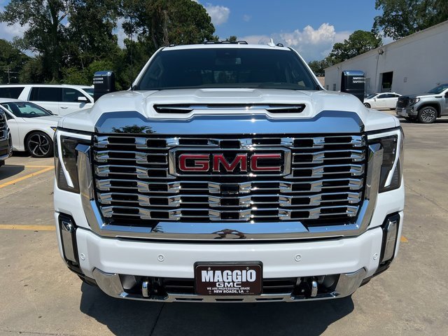 2025 Gmc Sierra 2500 HD Denali photo 2