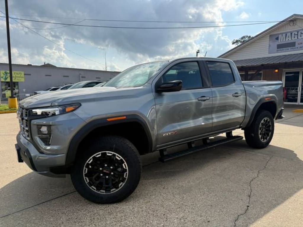 New 2026 GMC Canyon AT4 Truck