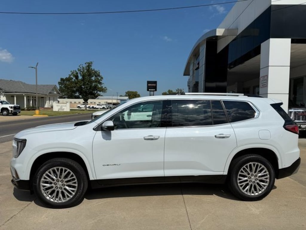 New 2026 GMC Acadia Denali SUV