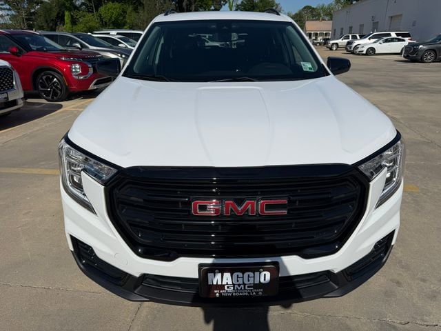 Used 2024 GMC Terrain SLE with VIN 3GKALMEG8RL289898 for sale in New Roads, LA
