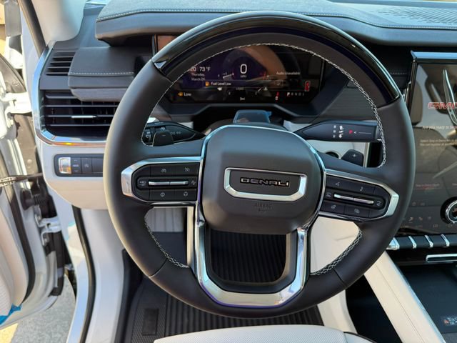 2026 GMC Acadia Denali - Photo 9