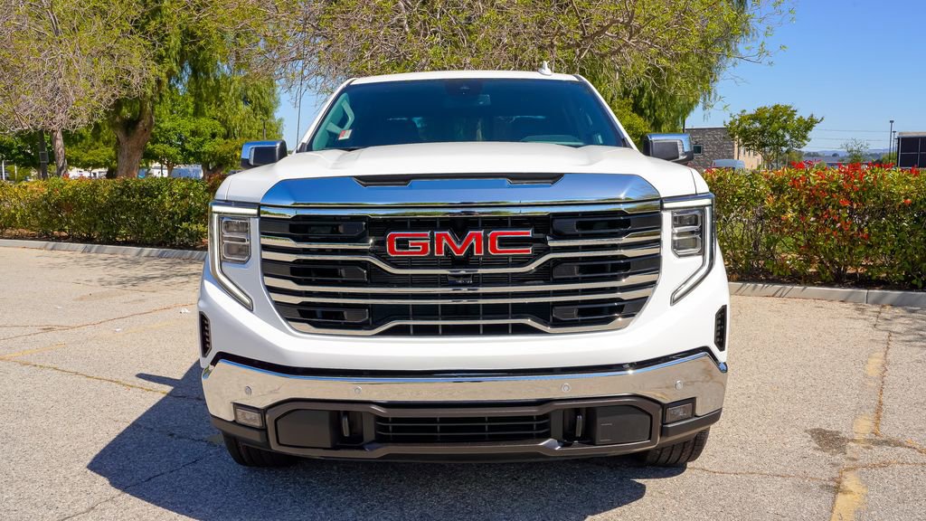 2025 Gmc Sierra 1500 SLT photo 4