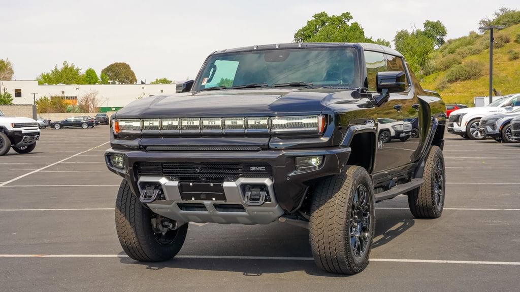 Used 2025 GMC HUMMER EV 2X with VIN 1GT40BDD2SU115690 for sale in Santa Clarita, CA