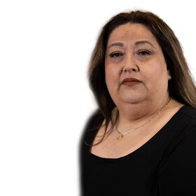 Staff member Eva Ortiz from ID_08ce3015013a