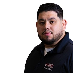 Staff member Andres Morales from ID_831f20867f4a