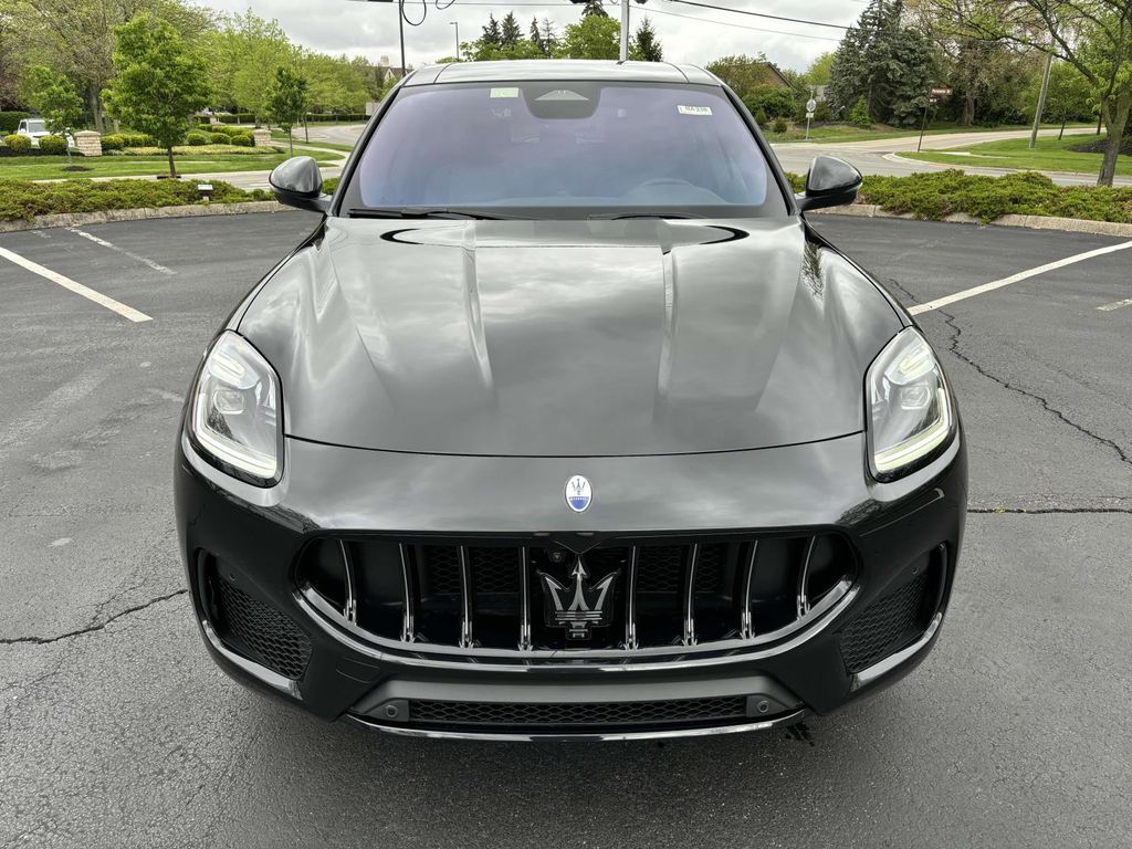 2024 Maserati Grecale GT photo 2