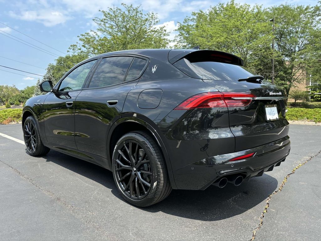 2024 Maserati Grecale GT photo 4