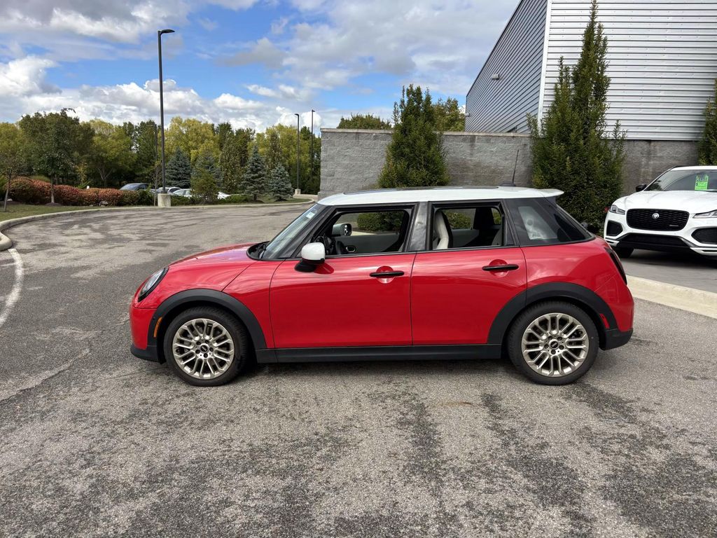 2025 Mini Cooper Hardtop S photo 4