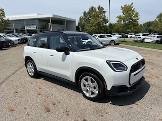 2025 MINI Signature Plus Countryman Sport Utility Vehicle