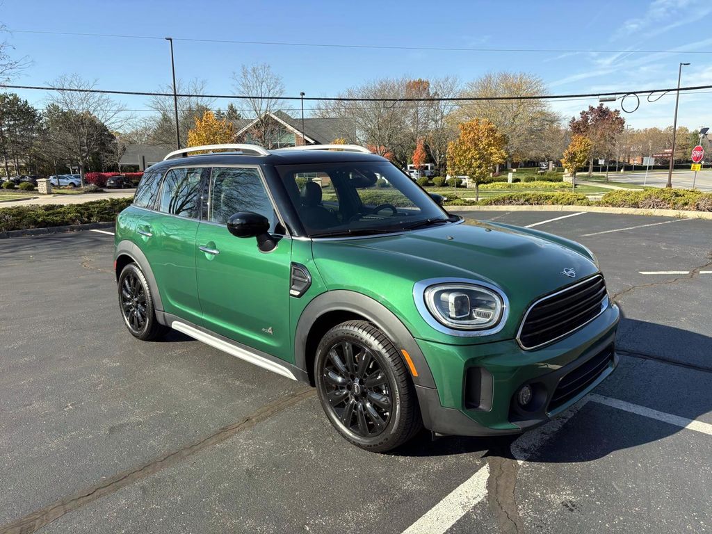 2022 MINI Countryman Base