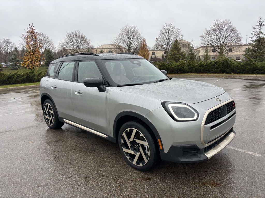 2026 MINI Countryman S's photo