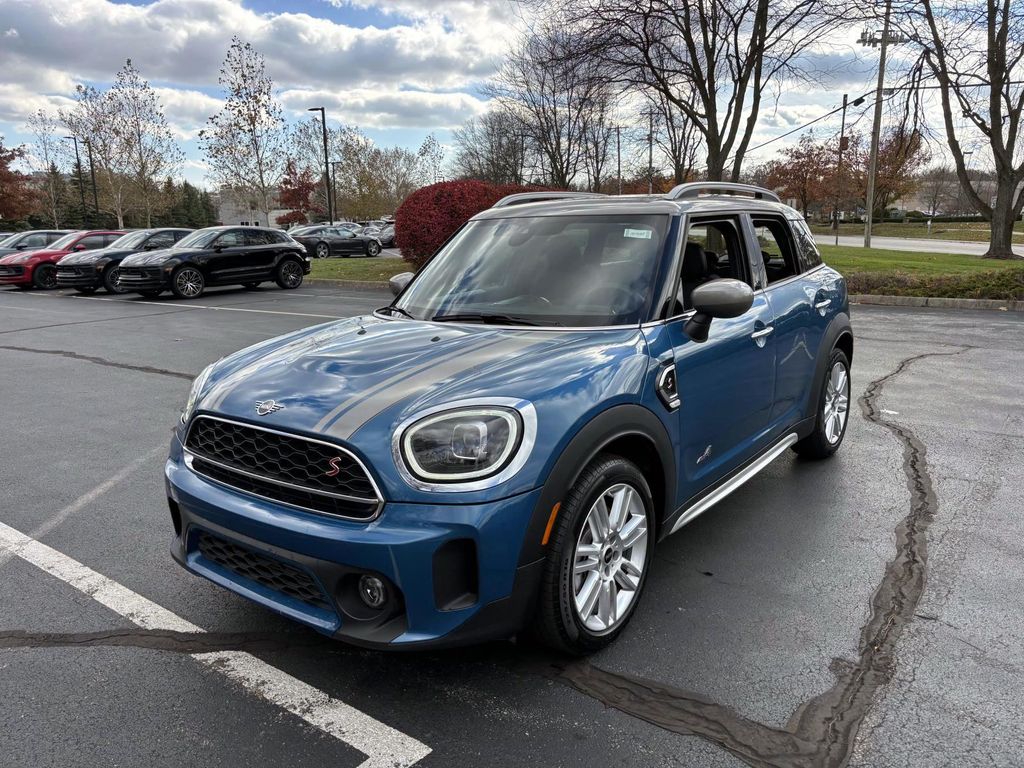 2023 Mini Cooper S ALL4 photo 3