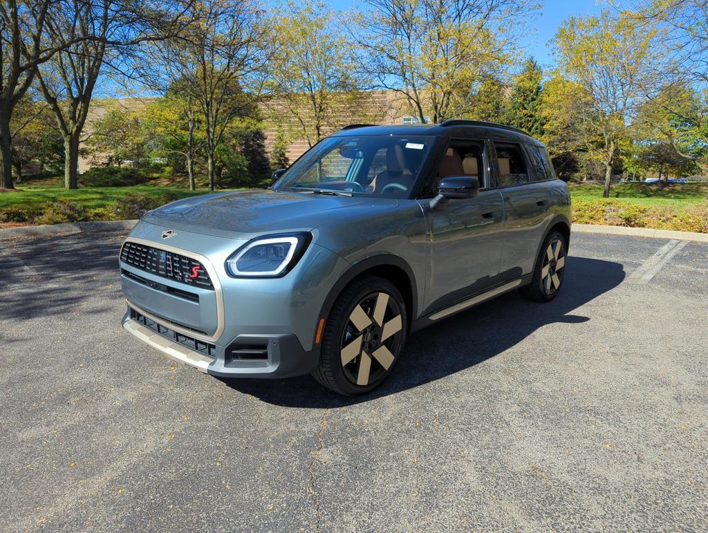 2025 Mini Cooper S Iconic photo 3