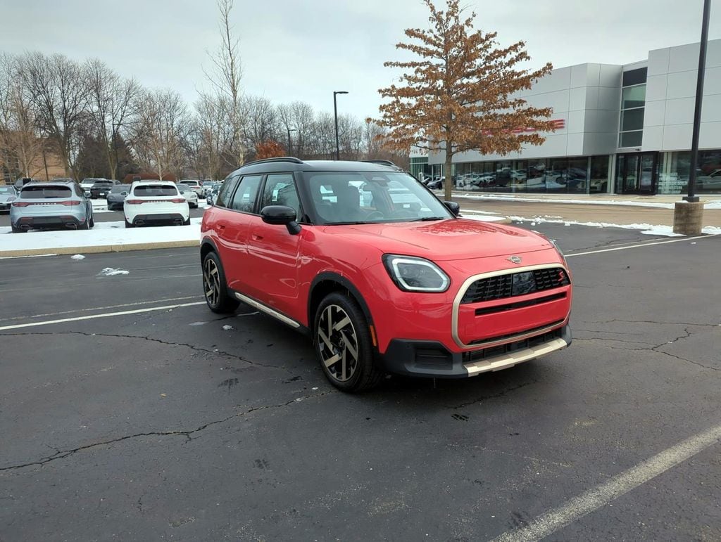 2025 MINI Countryman S's photo
