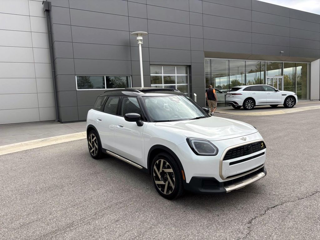 2025 MINI Countryman