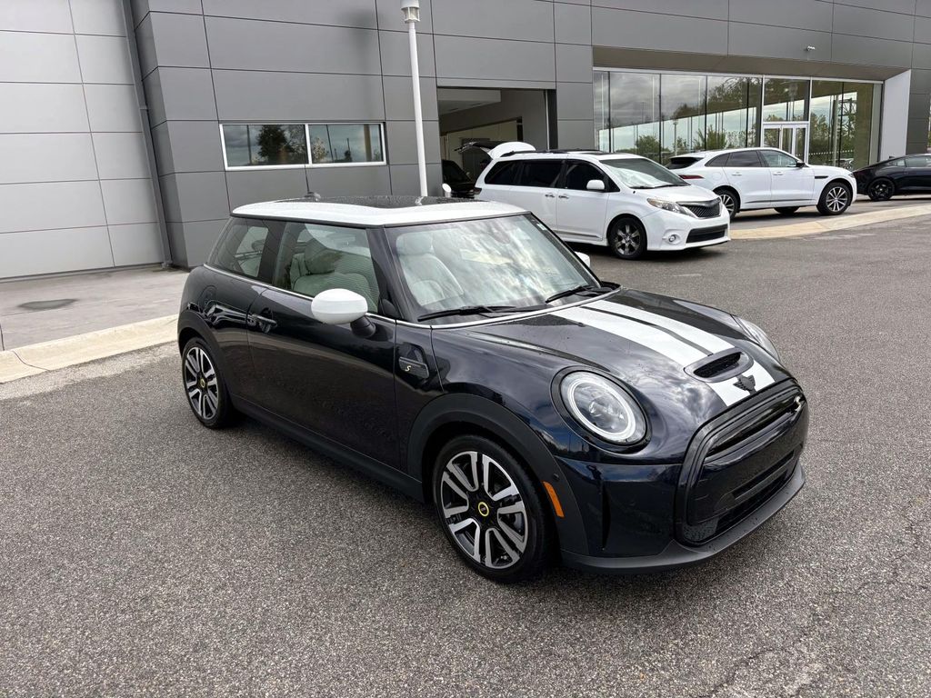 2022 MINI Hardtop 2 Door