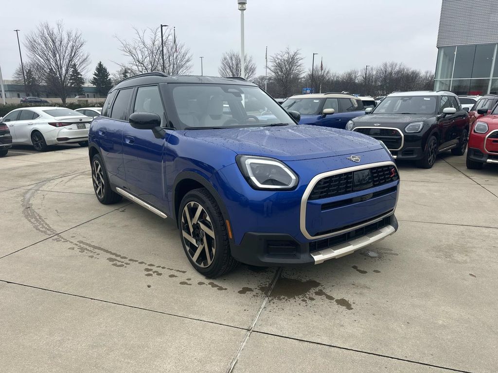 2026 MINI Countryman S's photo