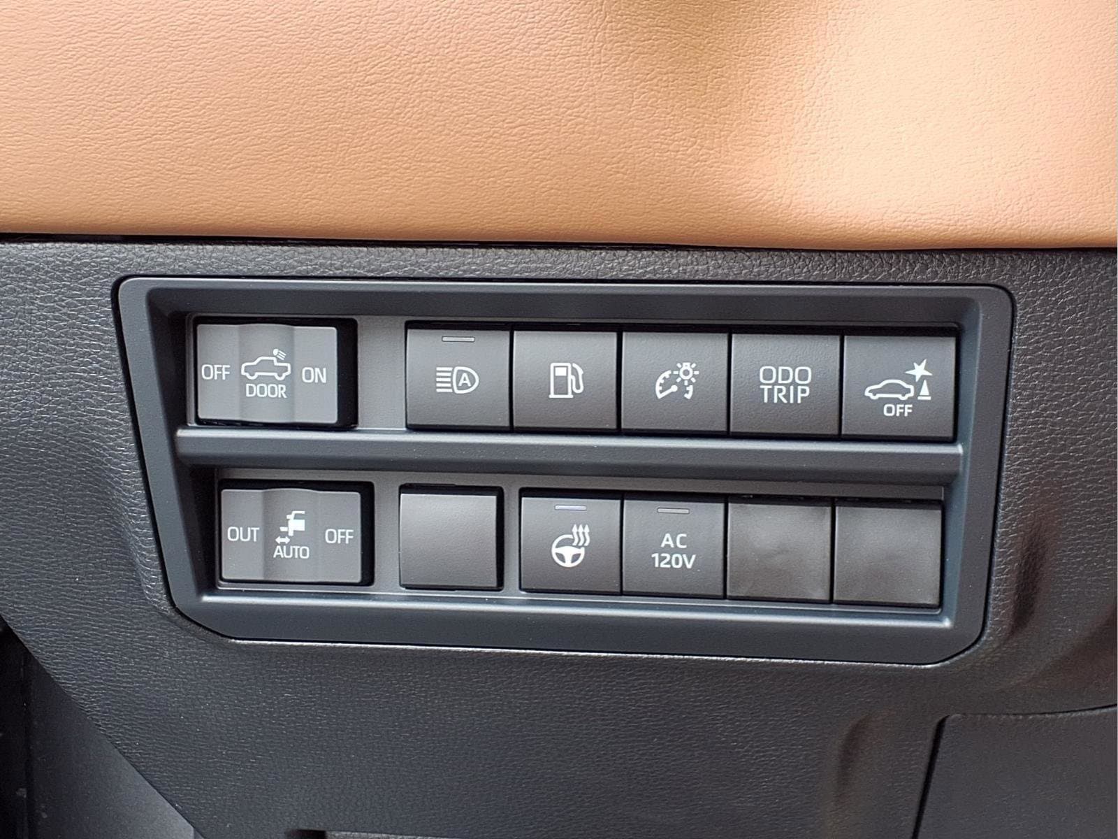 2026 Toyota Tundra 1794 Edition - Photo 16
