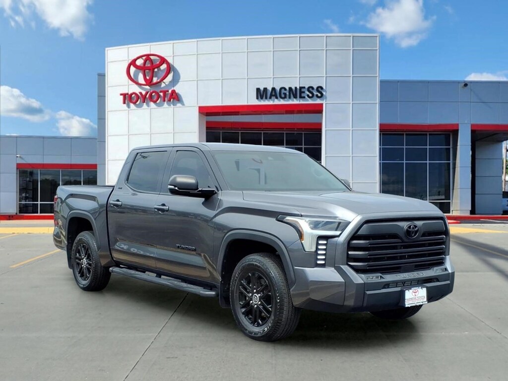 Used 2023 Toyota Tundra SR5 3.5L V6 Truck CrewMax