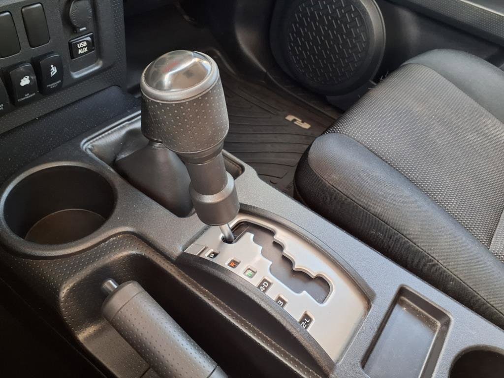 2014 Toyota FJ Cruiser Base - Photo 6