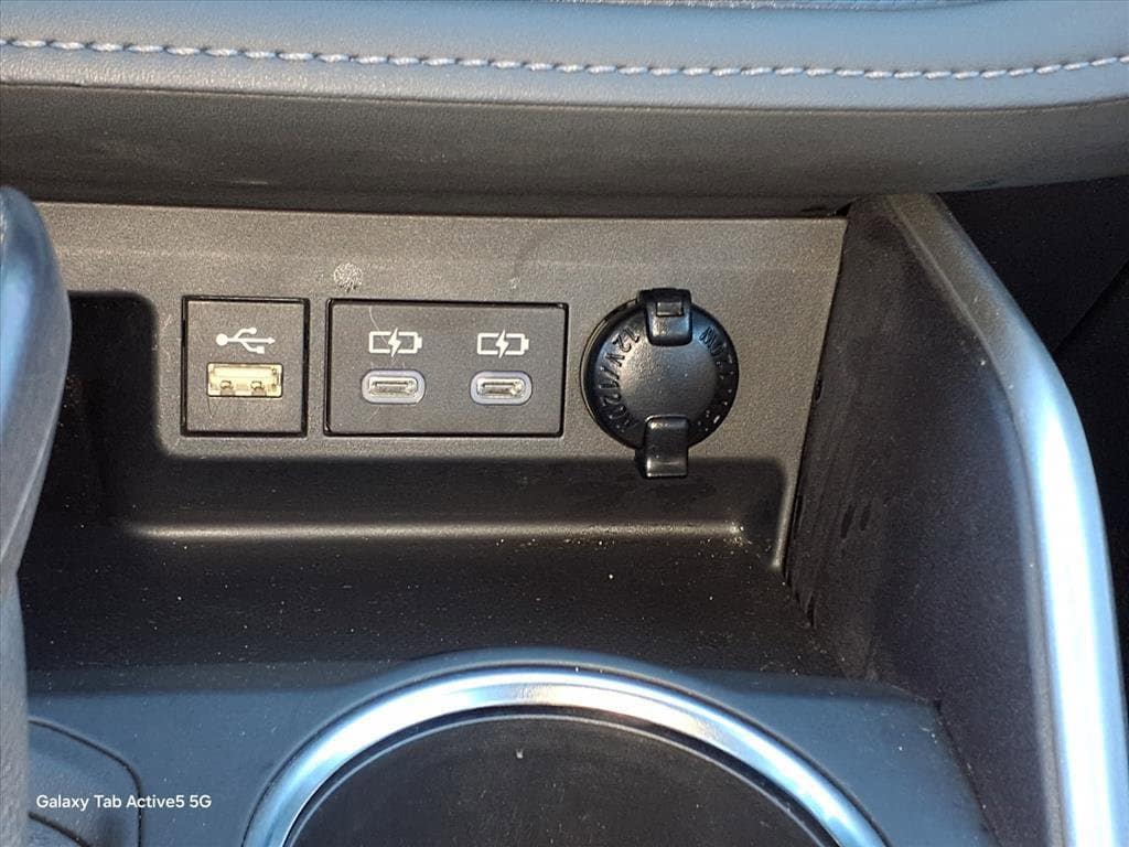 2025 Toyota Highlander XLE - Photo 9