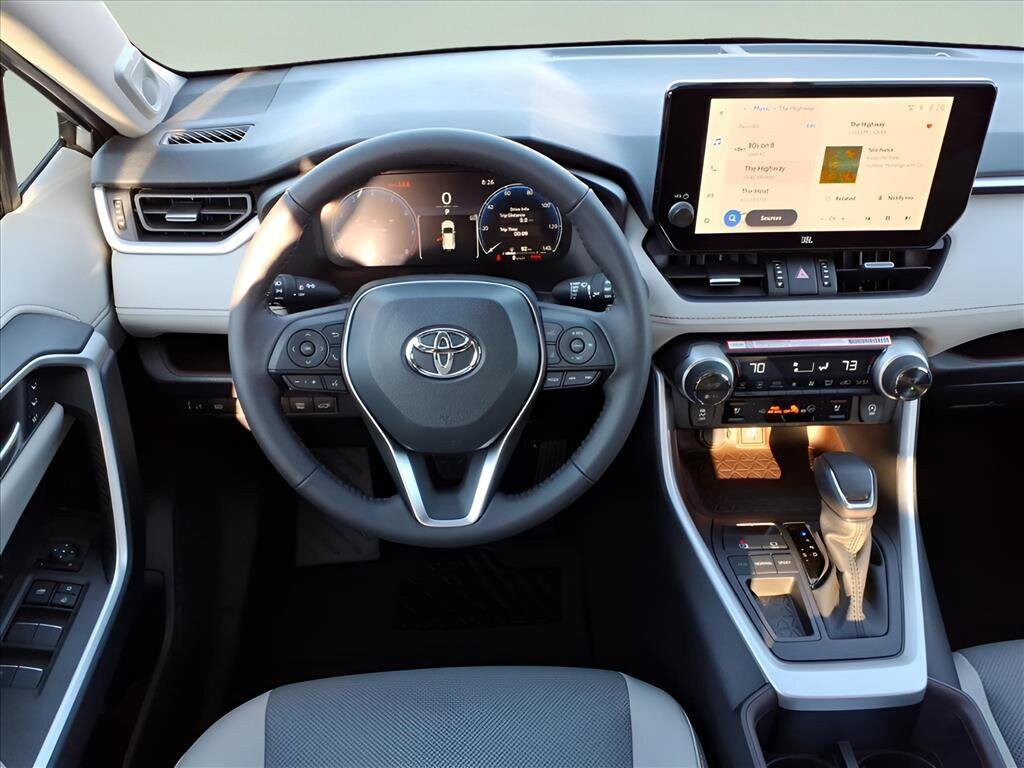 2025 Toyota RAV4 Limited photo 4