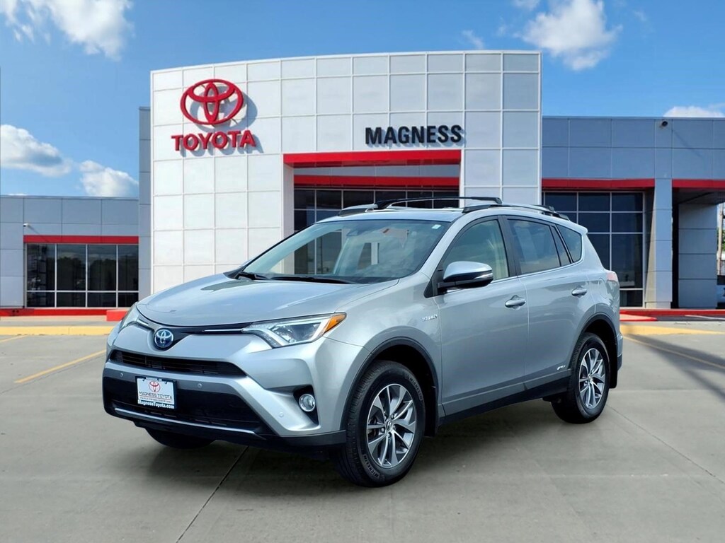 Used 2017 Toyota RAV4 Hybrid XLE SUV