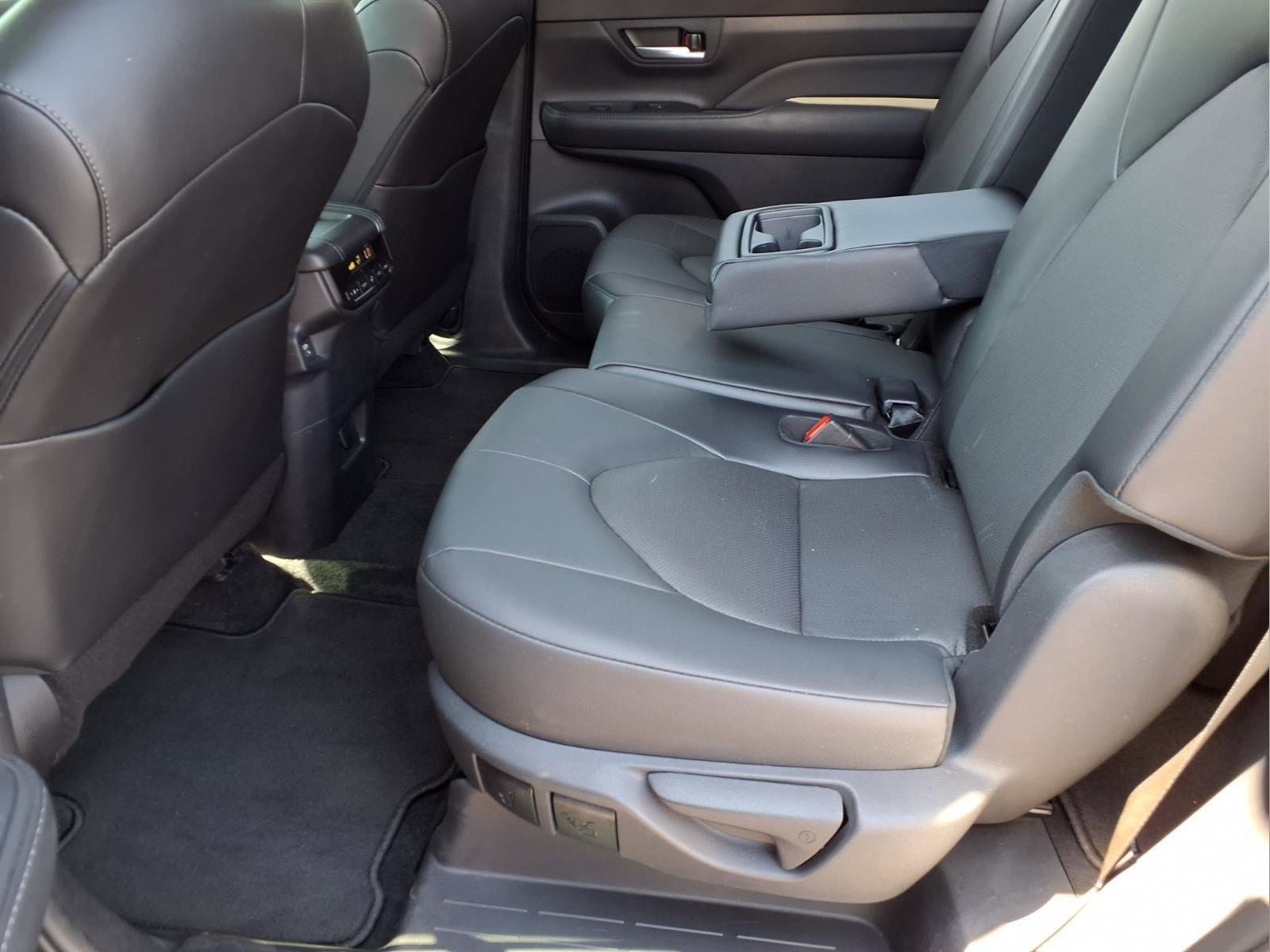 2024 Toyota Grand Highlander XLE - Photo 28