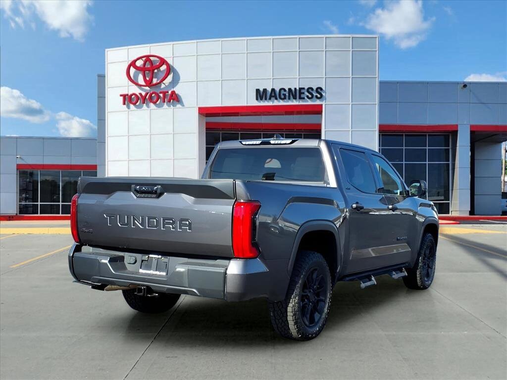 2022 Toyota Tundra SR5 photo 4