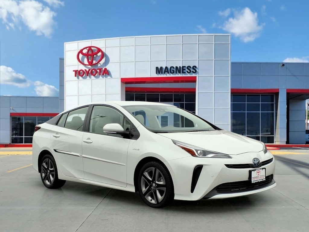 Used 2019 Toyota Prius XLE Hatchback