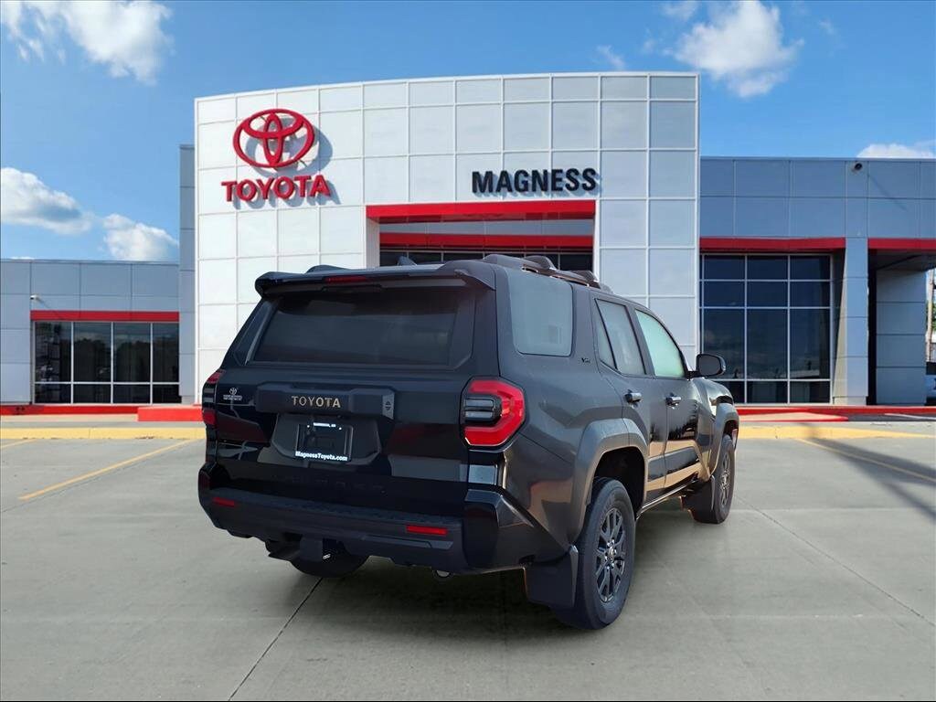 2025 Toyota 4Runner SR5 photo 2